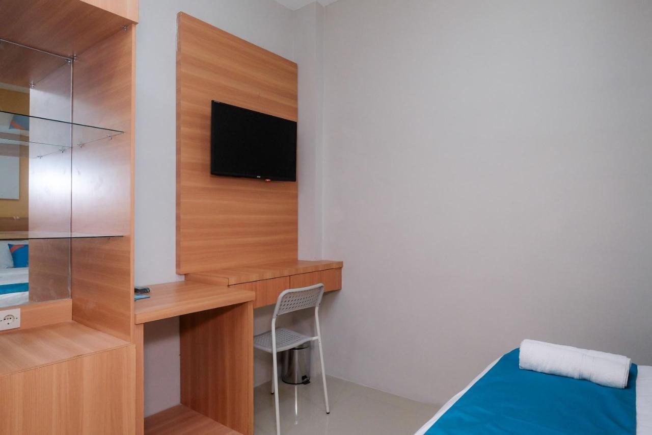 Sans Hotel Tiga Putri Semarang By Reddoorz Zewnętrze zdjęcie