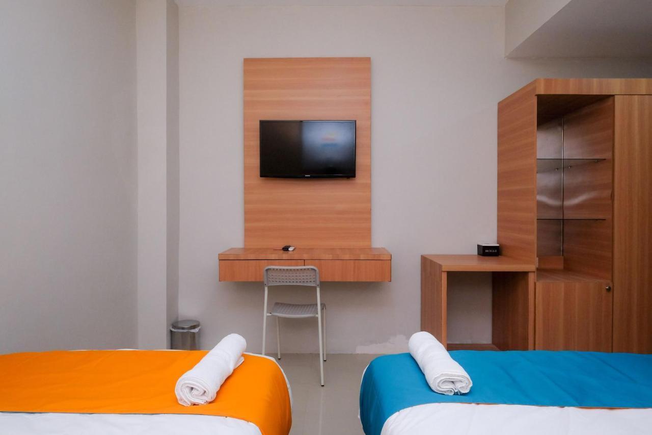 Sans Hotel Tiga Putri Semarang By Reddoorz Zewnętrze zdjęcie