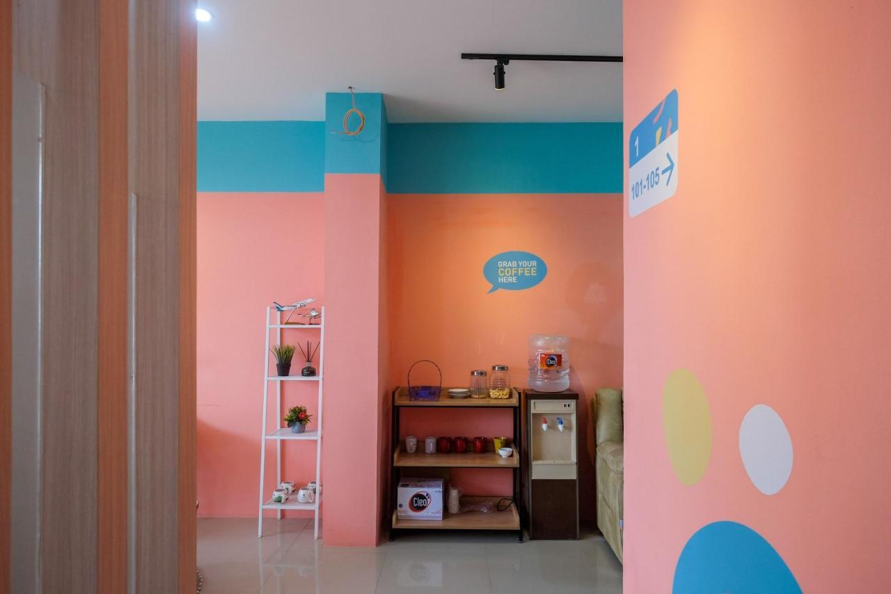 Sans Hotel Tiga Putri Semarang By Reddoorz Zewnętrze zdjęcie